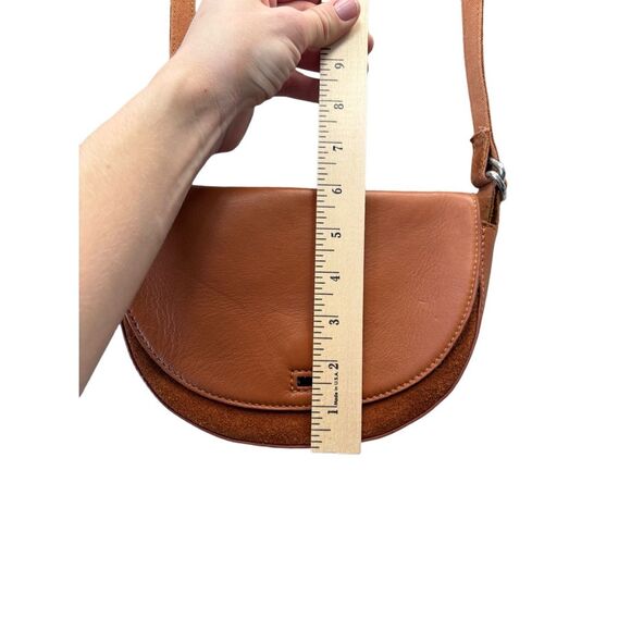 Free People Faye Saddle Belt Bag Leather Half-moon Minimalistic Design Brown - Picture 7 of 15